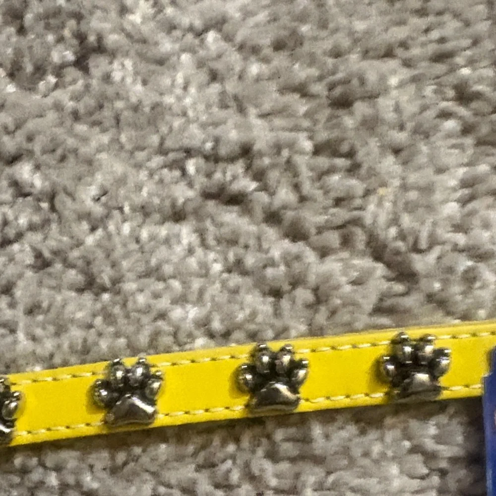 New leather Yellow Dog Collar with Paw Print Design 12 inches s/m